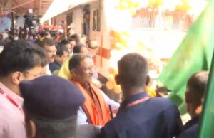 मुख्यमंत्री तीर्थ यात्रा फिर हुई, सीएम ने हरी झंडी दिखा कर 800 यात्रियों को रामेश्वरम किया रवाना