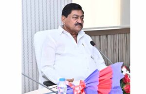पात्र हितग्राहियों को समय पर उपलब्ध हो राशन सामग्री : मंत्री दयालदास बघेल