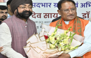 मुख्यमंत्री विष्णु देव साय क्रेडा के नवनियुक्त अध्यक्ष भूपेंद्र सवन्नी के पदभार ग्रहण समारोह में हुए शामिल