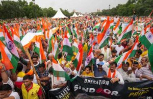 आज इंदौर की सड़कों पर देशभक्ति का सैलाब, मुख्यमंत्री के साथ निकलेगा विशाल तिरंगा मार्च