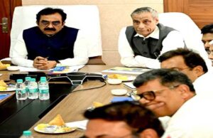 लोक निर्माण मंत्री और भास्कराचार्य संस्थान प्रमुख के बीच उच्च स्तरीय बैठक हुई