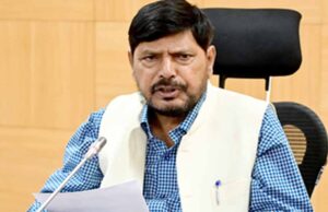 राज्य मंत्री रामदास आठवले ने कहा- राहुल गांधी पाकिस्तान की भाषा बोल रहे
