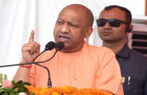 सीएम योगी ने रामगोपाल यादव को विवादित बयान पर घेरा, सेना की वर्दी ‘जातिवादी चश्मे’ से नहीं देखी जाती