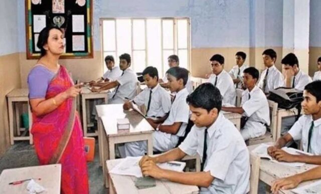 teacher3A_185_3-1.jpg