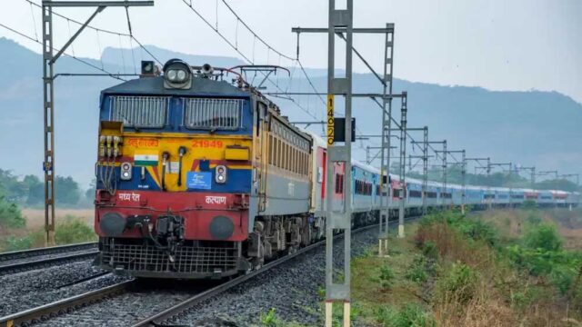 rail_Train_A_121_4-1.jpg