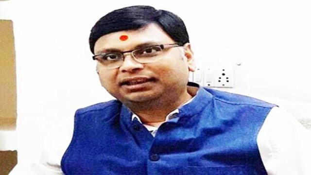 hitesh.jpg