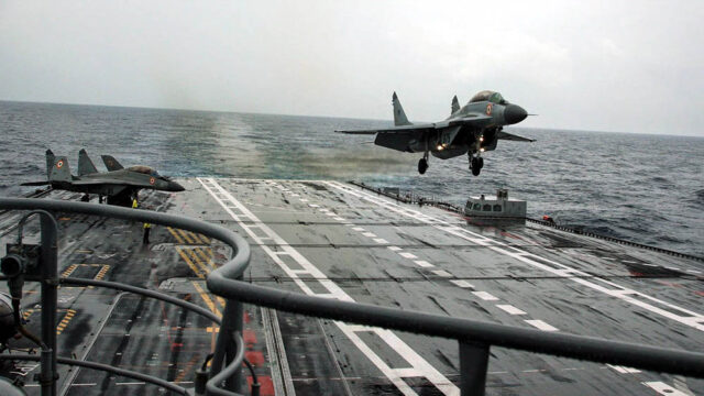 10A_135.jpg