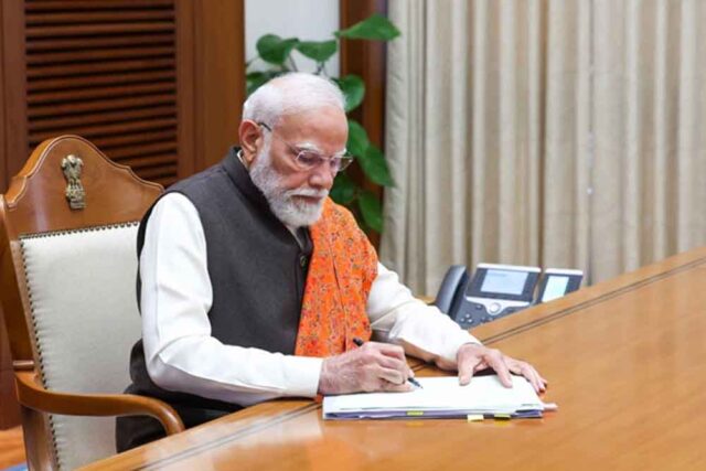 modi3-1.jpg