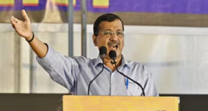 गुजरात चुनाव से पहले बड़ा दांव: केजरीवाल बोले- सरकार बनी तो महिलाओं को मिलेंगे ₹1000 हर महीने
