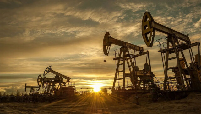 oil_crude_0A_105_1-4.jpg
