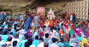 पाकिस्तान में जुटे 3 लाख हिंदू, हिंगलाज मंदिर में मनाया गया उत्सव; जानें इसका इतिहास