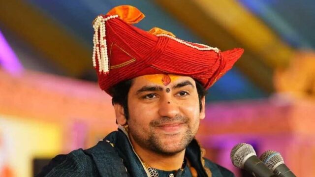 Dhirendra_Krishna_Shastri_63_3.jpg