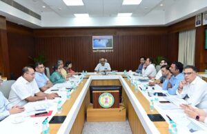 मुख्य सचिव ने की महत्वपूर्ण योजनाओं के क्रियान्वयन की समीक्षा, डेटा आधारित निगरानी पर जोर
