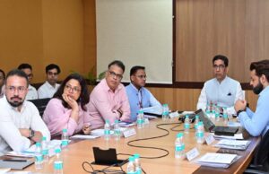 भारत सरकार के भूमि संसाधन सचिव ने छत्तीसगढ़ के मुख्य सचिव से की सौजन्य भेंट