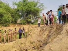 मिट्टी का कहर: 8 महिलाओं पर ढहा टीला, मां-बेटी समेत 3 की दर्दनाक मौत