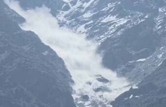 बदरीनाथ के पास कंचनगंगा में ग्लेशियर टूटने से हलचल, प्रशासन सतर्क