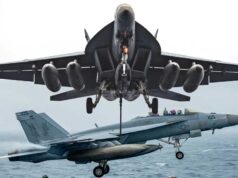 US ने पहली बार F/A-18 सुपर हॉर्नेट से किया ब्लॉकेड हमला, 3 ईरानी जहाज रोके
