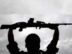 माओवादी संगठन को बड़ा झटका, 20 लाख के इनामी नरहरि और पत्नी ने किया सरेंडर