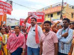 कैनाल रोड परियोजना पर बवाल, 1300 घर तोड़ने की तैयारी के खिलाफ निगम दफ्तर का घेराव