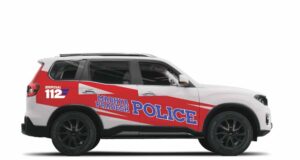 गुना के डायल-112 हीरोज सड़क दुर्घटना में घायल दो बुजुर्ग व्यक्तियों को त्वरित सहायता से पहुँचाया अस्पताल
