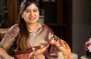 थलापति विजय से 9 गुना ज्यादा अमीर निकलीं तमिलनाडु की यह विधायक, लॉटरी किंग की पत्नी होने से चर्चा में
