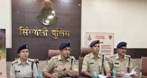 सिंगरौली पुलिस ने 02 वर्षीय अपहृत बालिका को 36 घंटे में झारखंड से सकुशल किया दस्तयाब