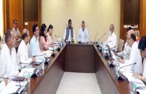 आयुर्वेद और योग को जन-जन तक पहुँचाकर स्वस्थ समाज का निर्माण करें: आयुष मंत्री परमार