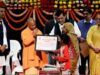 सीएम योगी ने विभिन्न योजनाओं के लाभार्थियों को वितरित किए प्रमाणपत्र और सहायता राशि