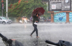 MP Weather: मध्य प्रदेश के 43 जिलों में आज बारिश का अलर्ट, मानसून की रफ्तार धीमी; ग्वालियर-चंबल को करना होगा इंतजार