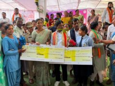 बस्तर की बेटियों ने पेश की सफलता की मिसाल, तेंदूपत्ता संग्राहक परिवारों की रुद्राणी और डालेश्वरी ने बढ़ाई अंचल की शान