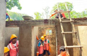 जब बंदूक छूटी, तो हाथों में आया सुनहरा भविष्य : सुकमा में आत्मसमर्पित युवाओं की जिंदगी लिख रही विकास की नई कहानी
