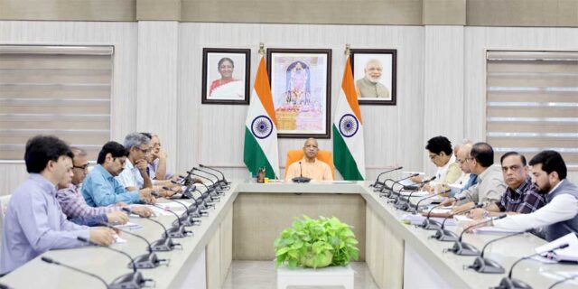 Cabinet_05-2.jpg