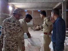 डिटर्जेंट गोदाम की आड़ में बन रहा था गुटखा, किराएदार की तलाश में जुटी पुलिस