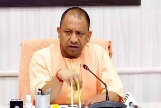 यूपी के स्कूलों में बढ़ेगी अग्निसुरक्षा, हर जिले में बनेगी 10 सदस्यीय निगरानी समिति