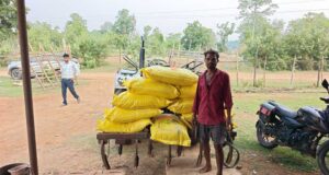 खरीफ सीजन की तैयारियां तेज, किसानों को मांग अनुसार उपलब्ध कराया जा रहा खाद और बीज