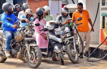 Petrol Diesel Price Today: US-ईरान डील के बाद भी नहीं मिली राहत, जानें 19 जून को आपके शहर में क्या हैं पेट्रोल-डीजल के दाम