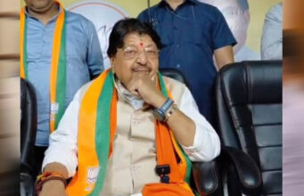 दतिया टिकट विवाद पर कैलाश विजयवर्गीय का बड़ा बयान, बोले- आशुतोष तिवारी भारी मतों से जीतेंगे