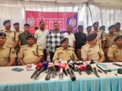 43 शिक्षकों से करोड़ों की लोन ठगी, 5 आरोपी गिरफ्तार, लैपटॉप और चेकबुक बरामद
