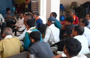 जनदर्शन में मंत्रीराजेश अग्रवाल ने सुनीं ग्रामीणों की समस्याएं, त्वरित समाधान के दिए निर्देश