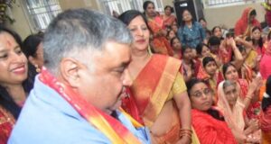 माँ बनभौरी धाम में नतमस्तक हुए पर्यटन एवं संस्कृति मंत्री राजेश अग्रवाल, प्रदेश की सुख-समृद्धि और खुशहाली की कामना की