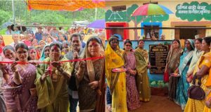 बांसपारा में आंगनबाड़ी केंद्र का लोकार्पण, विधायक अंबिका मरकाम ने किया शुभारंभ