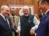 हाथ में हाथ, चेहरे पर मुस्कान… BRICS से PM मोदी, पुतिन और जिनपिंग की आई खास तस्वीर