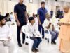जनता दर्शन में बुजुर्ग की पीड़ा सुन भावुक हुए CM योगी, आरोपियों पर सख्त कार्रवाई के निर्देश