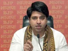 हिजाब विवाद में कांग्रेस पर बरसे पूनावाला, बोले- अपने ही वोटबैंक को ठोक दिया