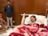 BJP अध्यक्ष नितिन नबीन ने किरण सिंह देव से की मुलाकात, डॉक्टरों से ली स्वास्थ्य की जानकारी