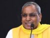 ‘इमरजेंसी लगाने वालों के साथ गलबहियां करते हैं और ज्ञान लोकतंत्र पर देते हैं’, अनिल राजभर ने अखिलेश यादव पर बोला तीखा हमला