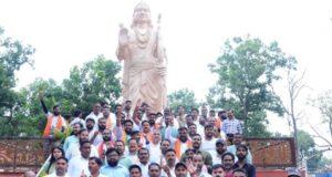 गुजरात से निकली बाइक रैली का उदयपुर में भव्य स्वागत, मंत्री राजेश अग्रवाल ने किया आत्मीय अभिनंदन